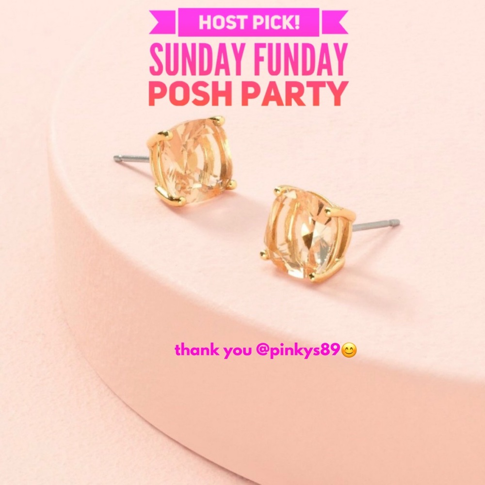 :: Stella & Dot Pink Luxe Studs - Picture 1 of 5